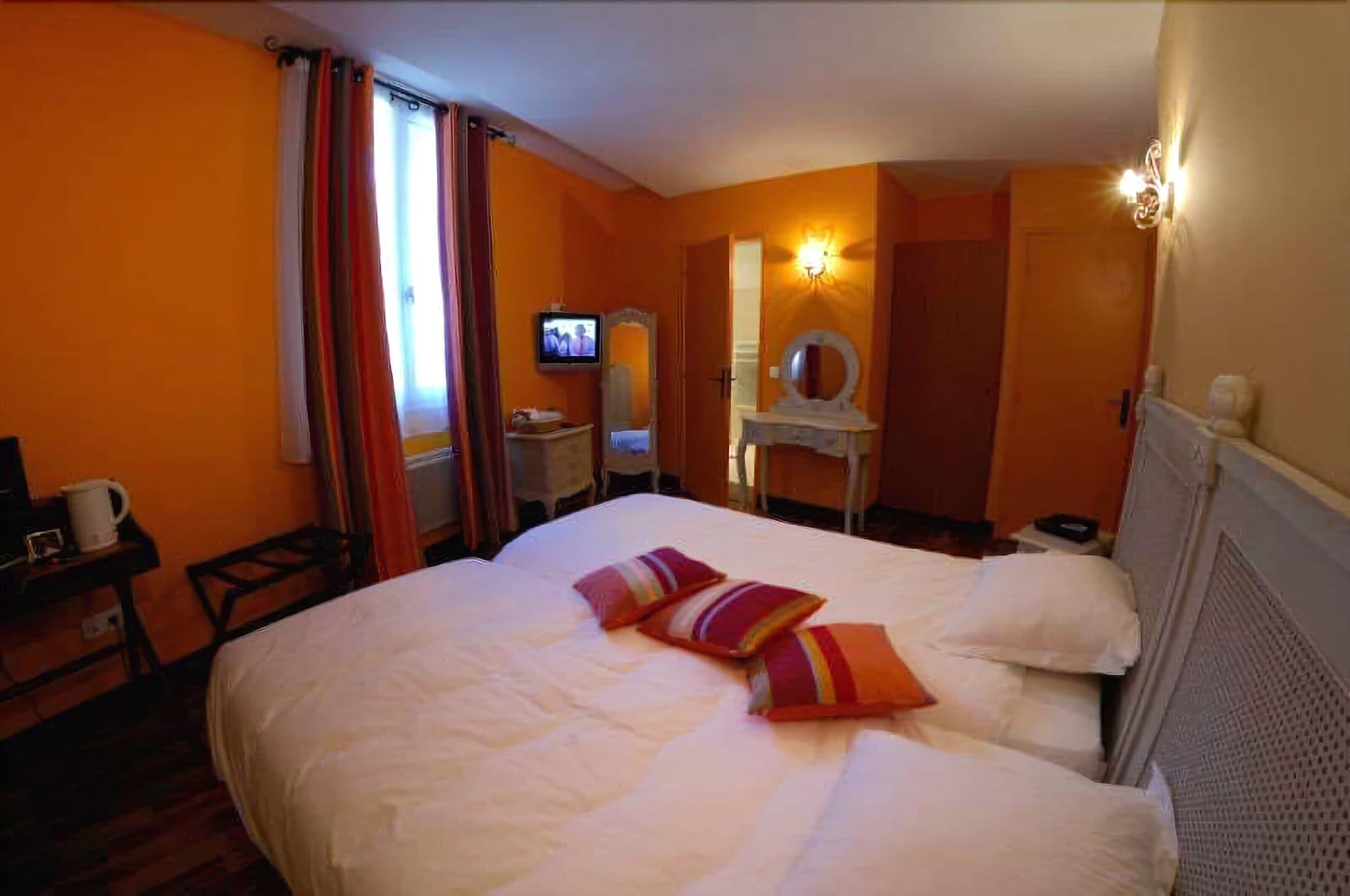 Auberge Du Manet Montigny-le-Bretonneux ภายนอก รูปภาพ