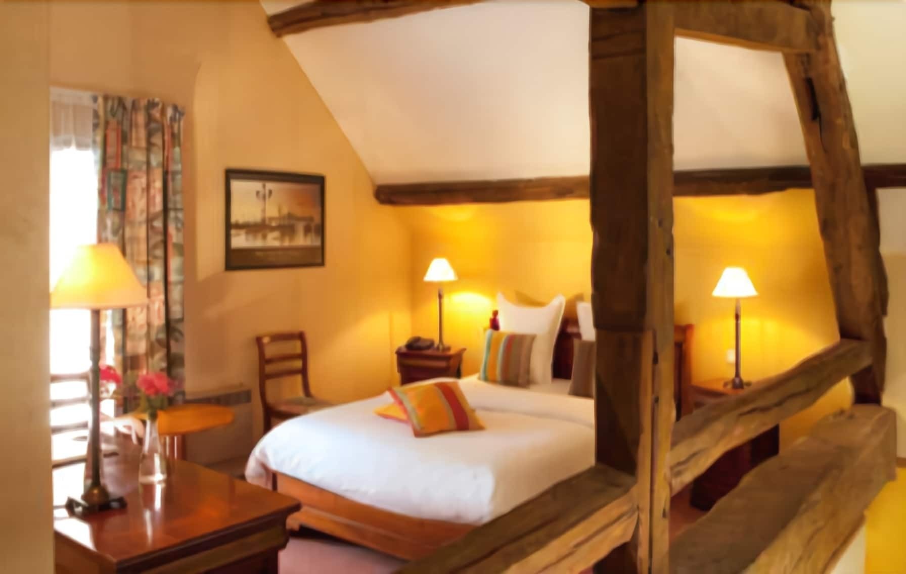 Auberge Du Manet Montigny-le-Bretonneux ภายนอก รูปภาพ